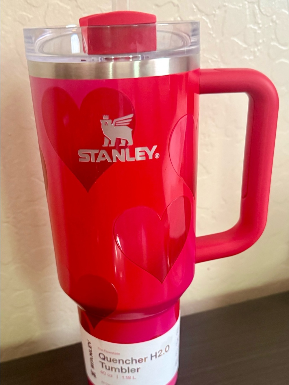 Stanley Quencher H2.0 40 oz Red heart gradient limited edition collectors